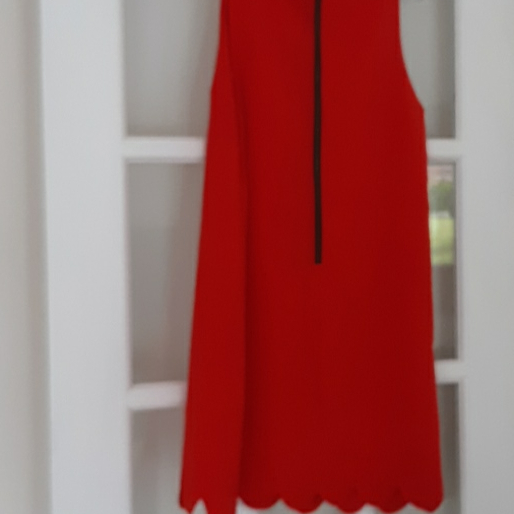 Dress - Picture 2 of 2